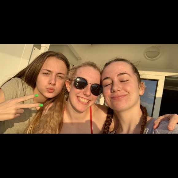 Meet your Posher, Brooklyn - Picture 1 of 1